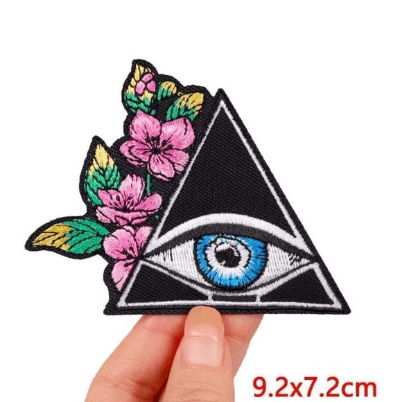 NWOT Triangule with Eyeball Inside and Flowers Iron On Applique Patch - 2.75" x - Picture 1 of 1